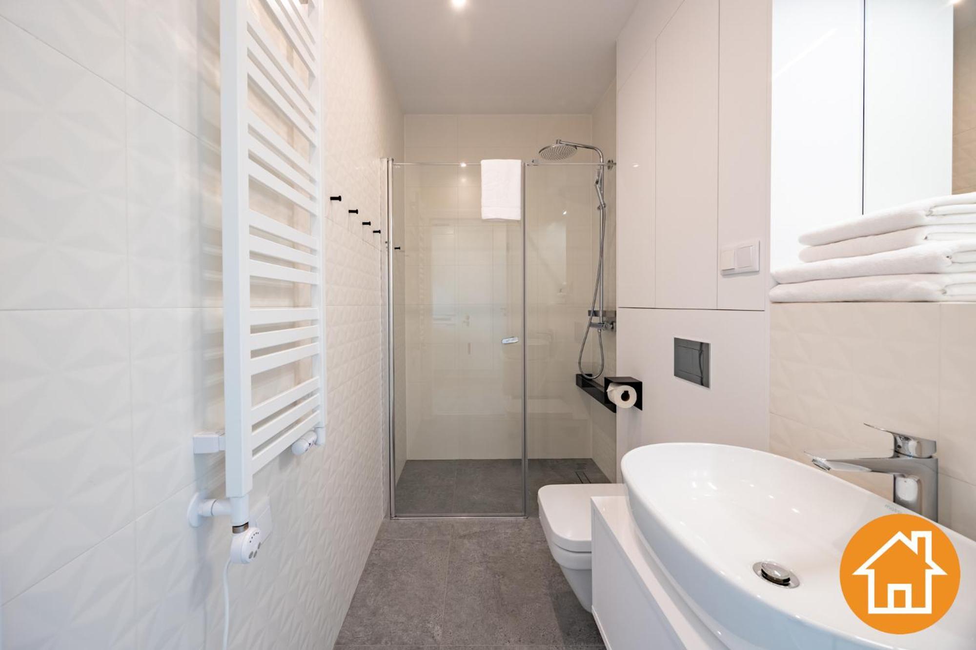 Waves - Visitopl Apartament *
